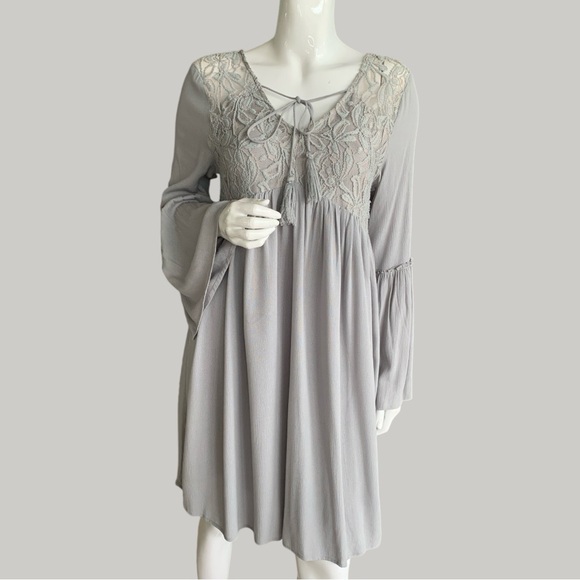 ALTER’D STATE GRAY BOHO LACE BODICE LONG SLEEVE MIDI DRESS. WOMEN’S SIZE SMALL - Picture 1 of 9